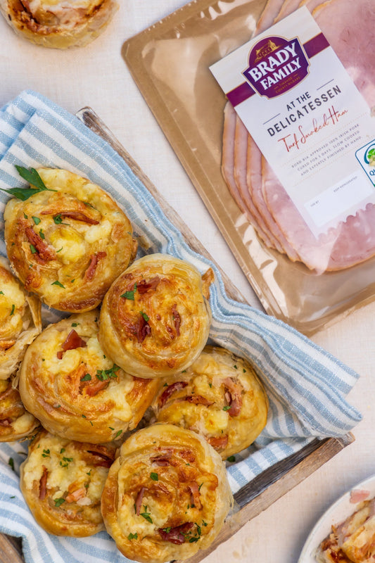 Easy ham & cheese puff pastry pinwheels